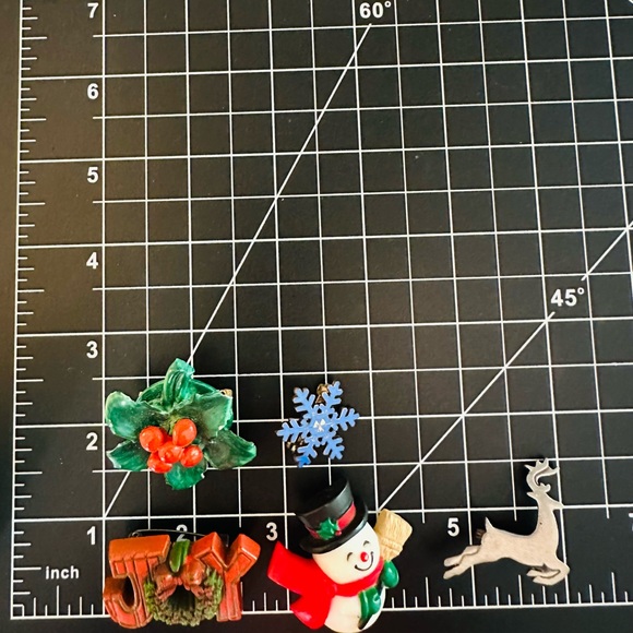 Vintage Christmas Brooch Jewelry lot - Picture 5 of 11